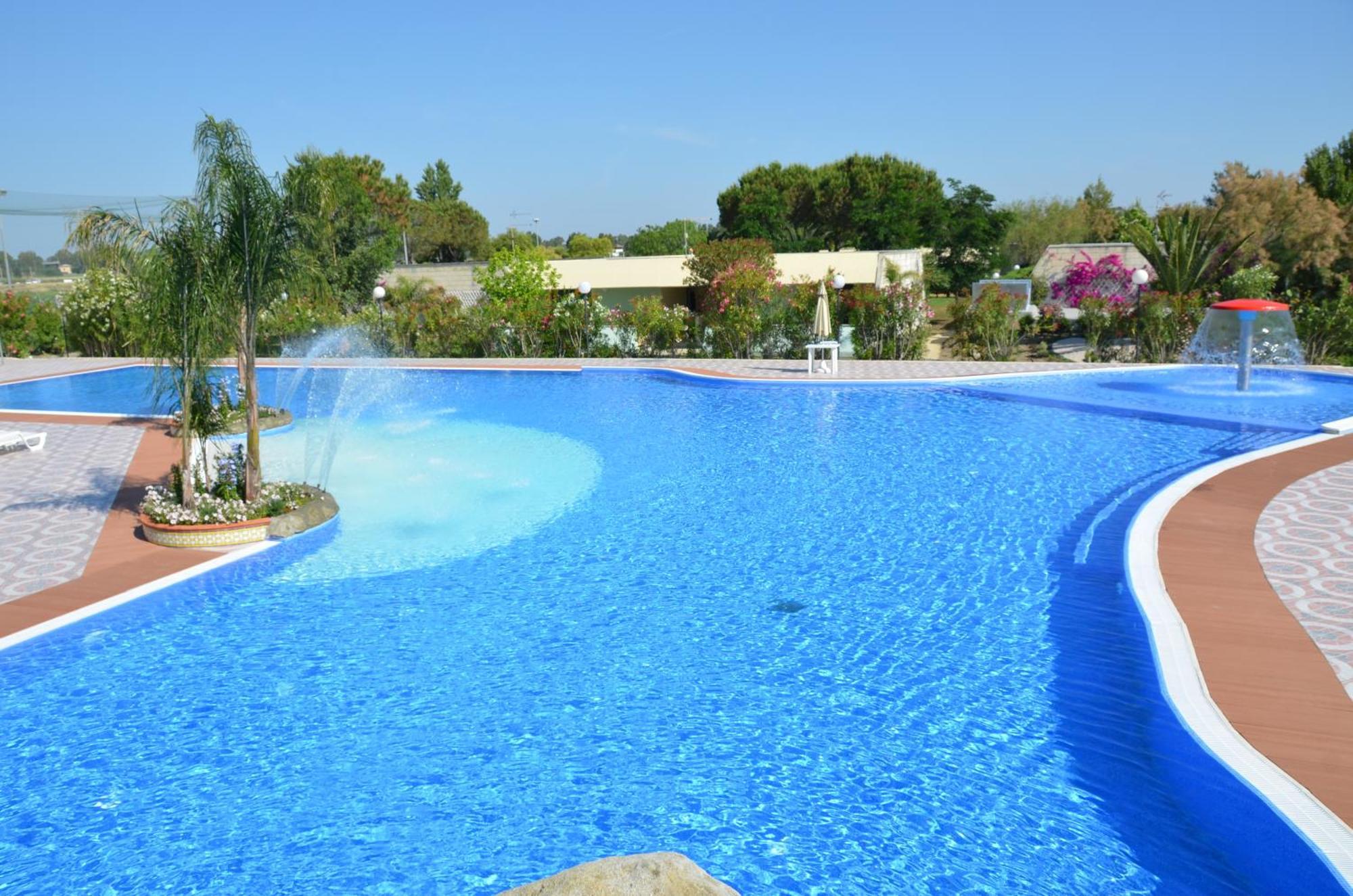 Alessidamo Club Metaponto Hotel ภายนอก รูปภาพ